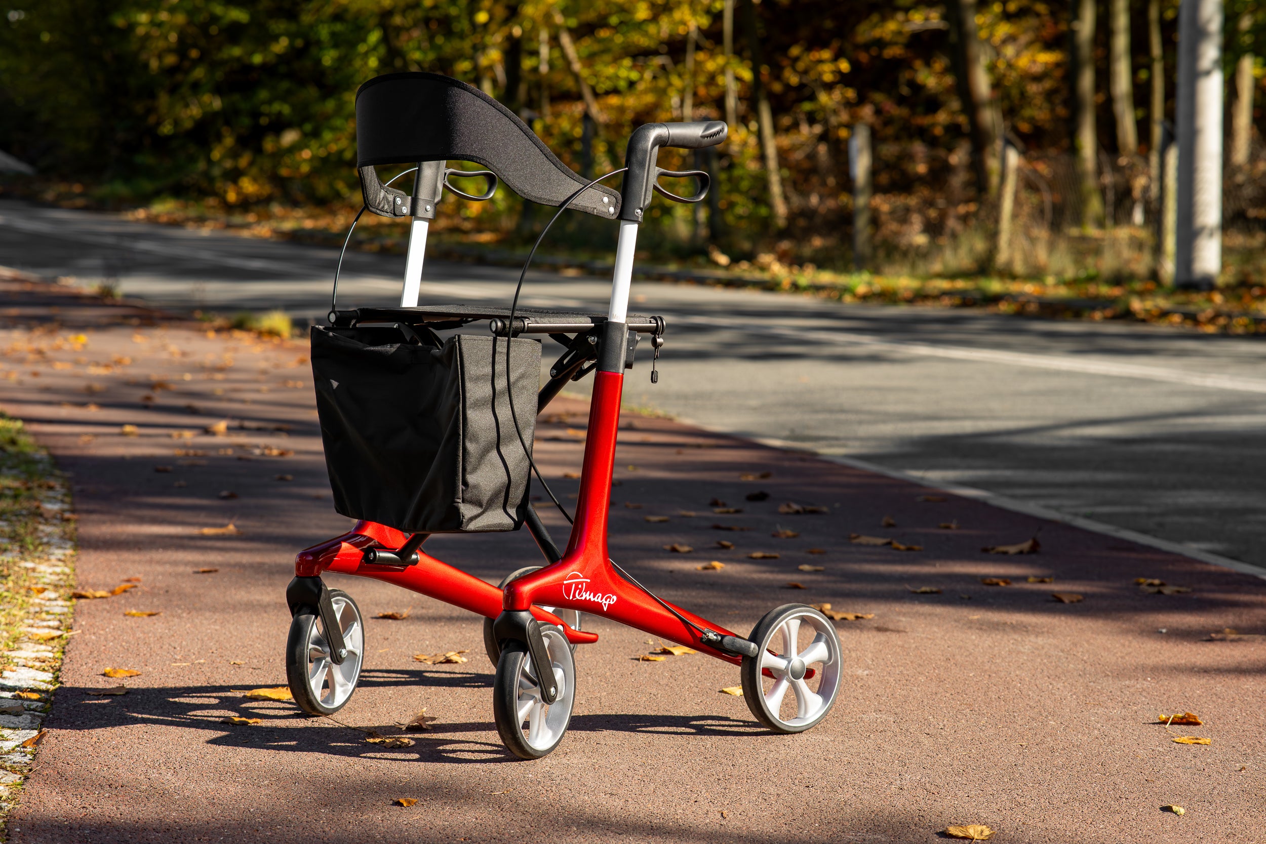 FUTURO - ultra lichtgewicht carbon rollator 4 wielen zwart of rood